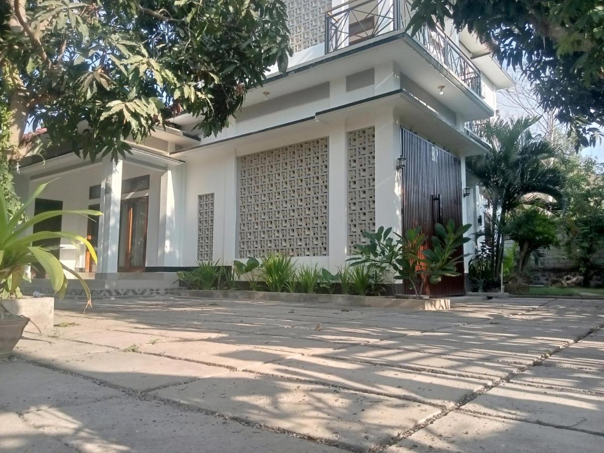 Warm Villas Lombok Kuta  Exterior foto
