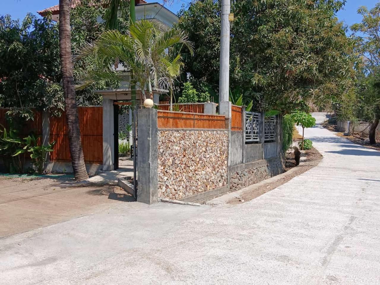 Warm Villas Lombok Kuta  Exterior foto